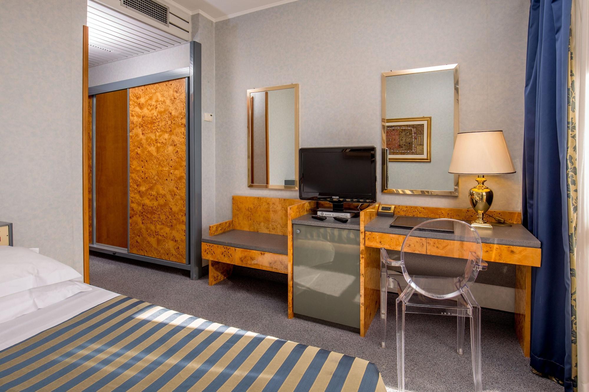 Enea Hotel Pomezia Eksteriør billede