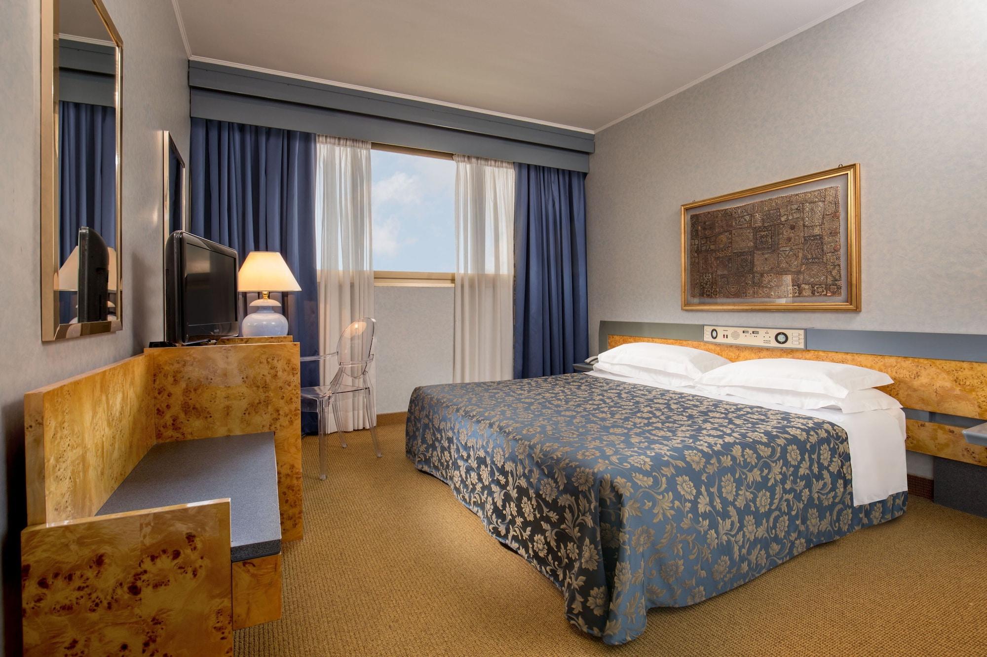 Enea Hotel Pomezia Eksteriør billede