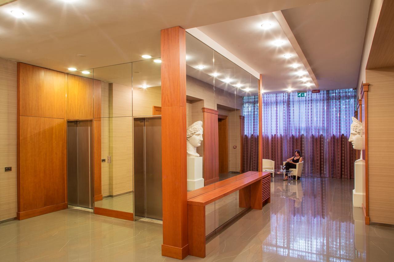 Enea Hotel Pomezia Eksteriør billede