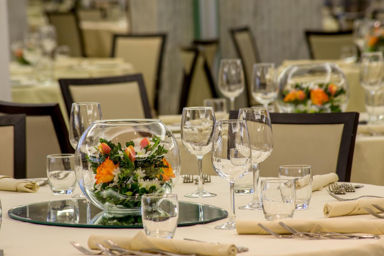 Enea Hotel Pomezia Eksteriør billede